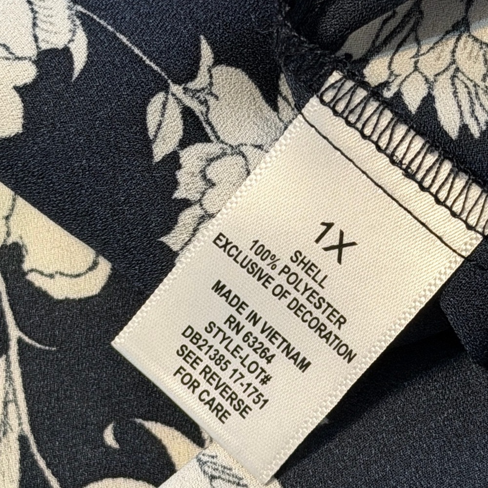 Roz & Ali Women’s size 1X black and white floral sheer tunic top boho - Picture 9 of 10